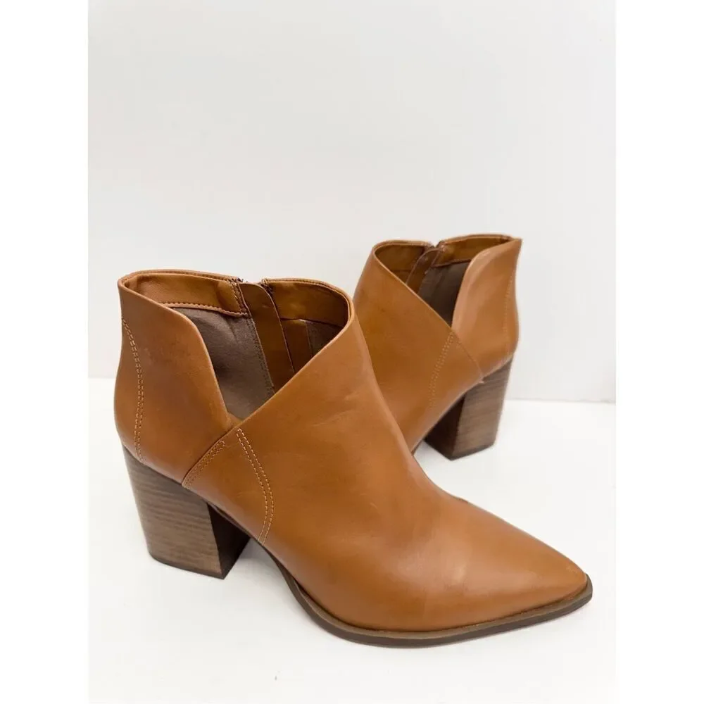 Arezzo Leather‎ Boots Size 9 Pointed Toe Block Heel Pull On Booties NEW